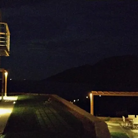 Bay View Mani Peninsula Скутарион