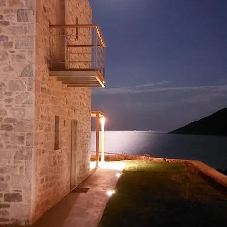 Bay View Mani Peninsula Дом отдыха *