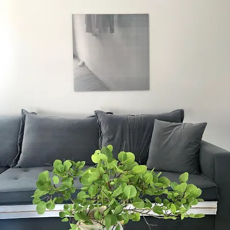 Bay View Mani Peninsula Скутарион